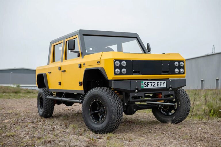 Electric Munro MK_1 4X4 Pick-Up