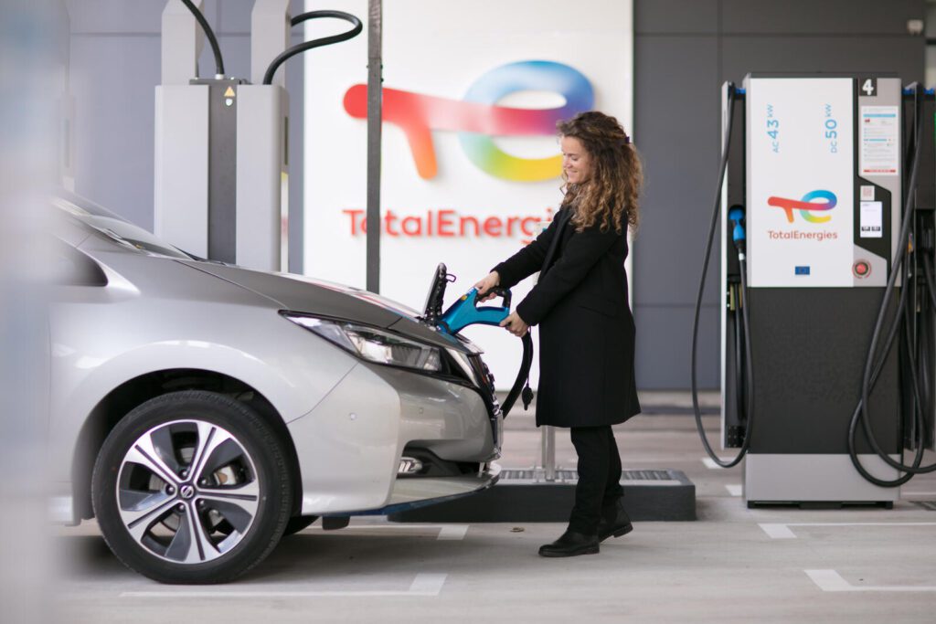 Adani TotalEnergies E-Mobility charging stations